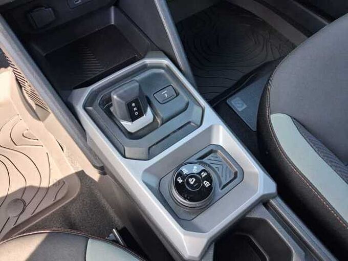 Dacia Duster Spirit of Sand Hybrid-G 150 4x4 1 von 500