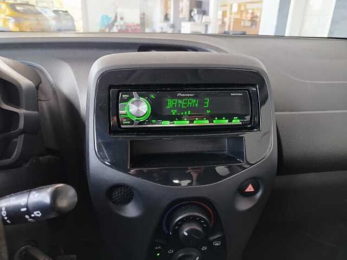 Toyota Aygo x, x-Business-Paket, Klima, ZV mit Funk