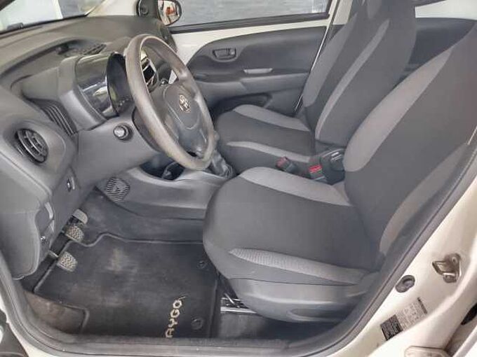 Toyota Aygo x, x-Business-Paket, Klima, ZV mit Funk