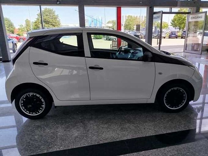 Toyota Aygo x, x-Business-Paket, Klima, ZV mit Funk