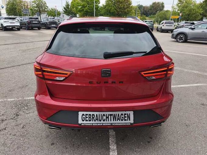 SEAT Leon ST Cupra 300 4Drive DSG PANO/KEYLESS/BEATS