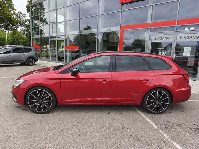 SEAT Leon ST Cupra 300 4Drive DSG PANO/KEYLESS/BEATS