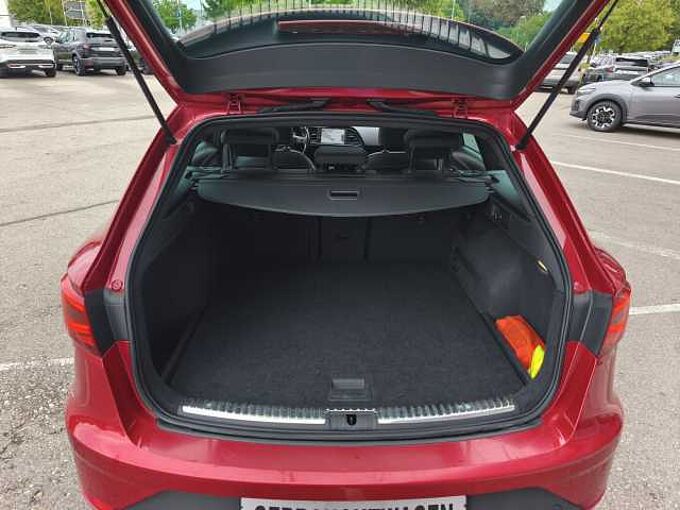 SEAT Leon ST Cupra 300 4Drive DSG PANO/KEYLESS/BEATS