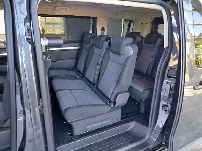 Toyota Proace Verso Team-D 8-Si. Autom. Behindertengerecht