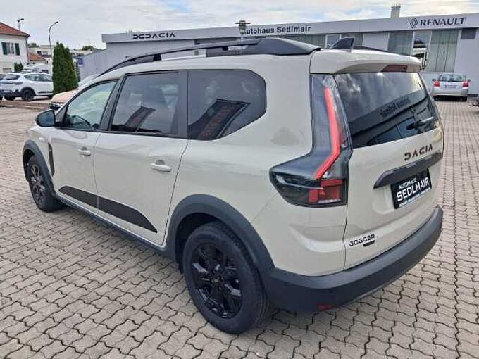 Dacia Jogger Extreme 1.8 Hybrid 155 5-Sitzer, Winter , Drive