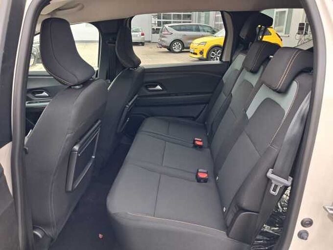 Dacia Jogger Extreme 1.8 Hybrid 155 5-Sitzer, Winter , Drive