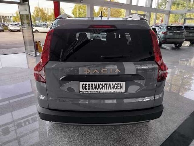Dacia Jogger Extreme+ TCe 110 7-Sitzer NAVI/SHZ/KAMERA/PDC*