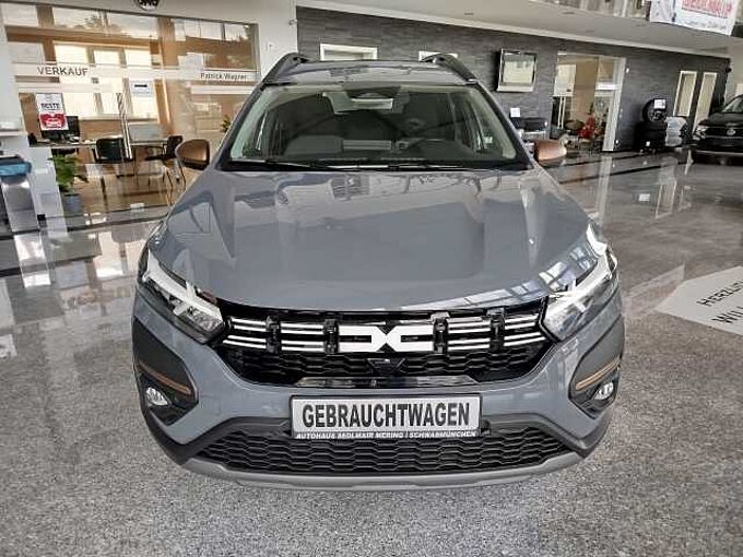 Dacia Jogger Extreme+ TCe 110 7-Sitzer NAVI/SHZ/KAMERA/PDC*