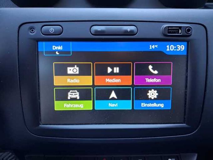 Dacia Duster 1.3 TCE 4x4, Techroad, Navi