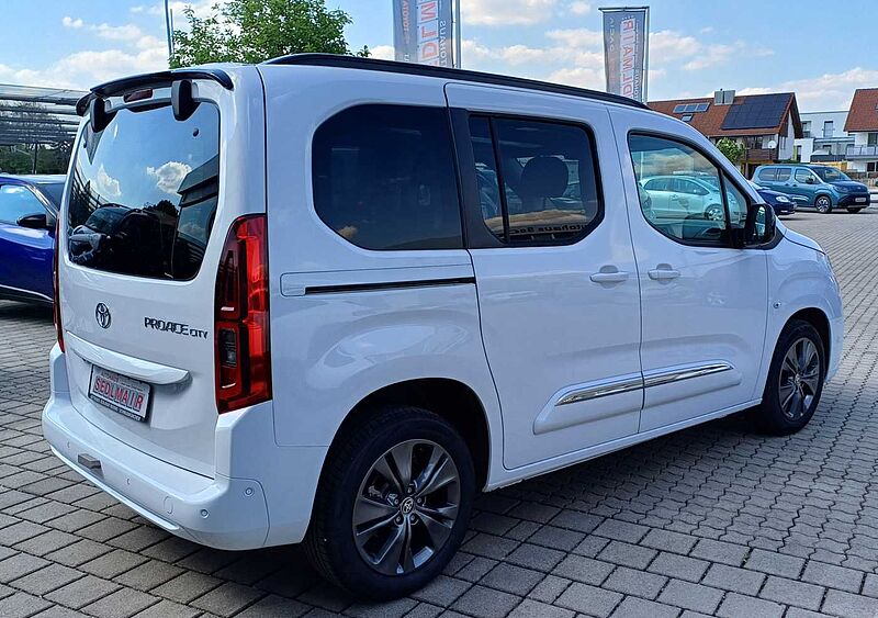Toyota Proace City Verso L1 Lounge 1,5 D Automatik, Pano, Navi, Kamera,