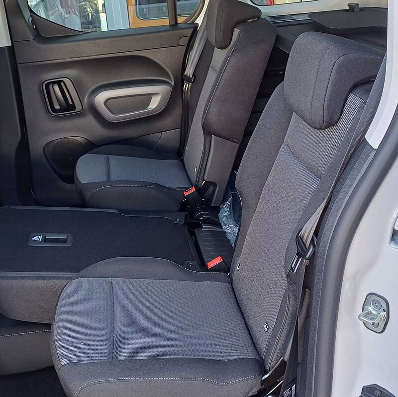 Toyota Proace City Verso L1 Lounge 1,5 D Automatik, Pano, Navi, Kamera,