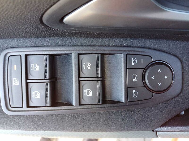 Dacia Duster EXTREME TCe 130 4x4 NAVI, City- und Technikpaket