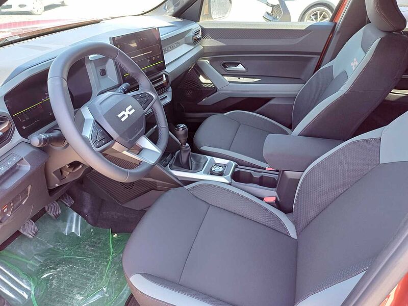 Dacia Duster EXTREME TCe 130 4x4 NAVI, City- und Technikpaket