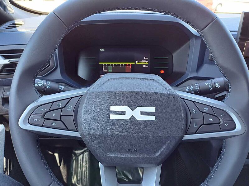 Dacia Duster Journey TCe 130 4x4 Navi, Winterpaket, Citypaket sof. verfügbar