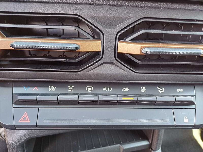 Dacia Duster EXTREME TCe 130 4x4 SHZ, Navi, City- u. Technikpaket