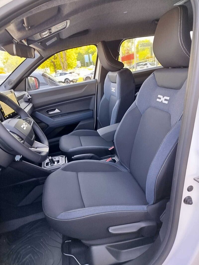 Dacia Duster Expression Hybrid 140 *SHZ/NAVI*