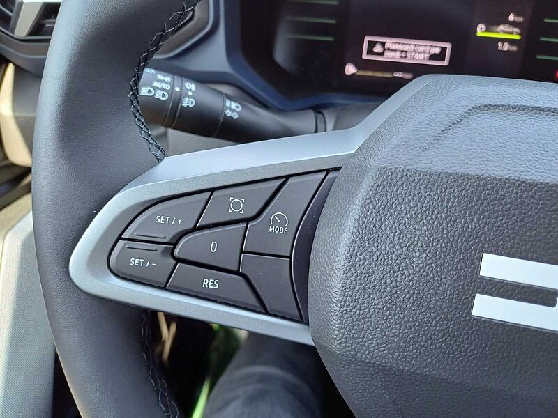 Dacia Duster Journey TCe 130 4x4 SHZ/Navi, Technik-. Citypaket