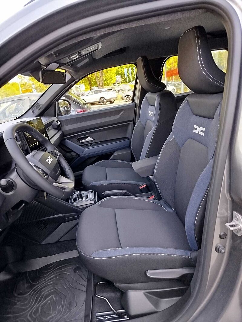 Dacia Duster Expression Hybrid 140 *SHZ/NAVI*