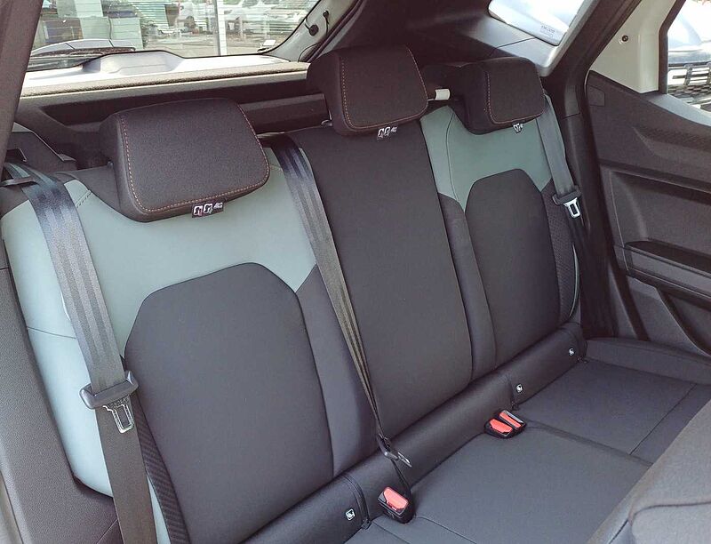 Dacia Duster 1.2 TCe 130 Mild-Hybrid Extreme 4x4/City Paket+Technik-Paket