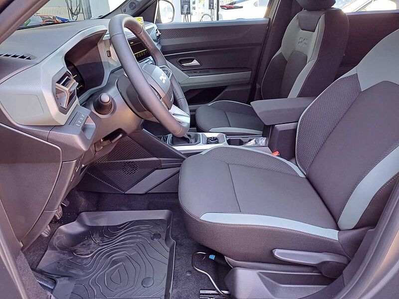 Dacia Bigster Extreme TCe 130 4x4 WiPa, City-Paket, Panoramadach