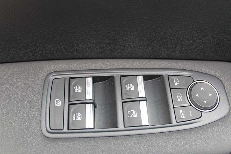 Renault Symbioz TCe 140 Mild-Hybrid EVOLUTION *KAMERA/LED/CARPLAY*