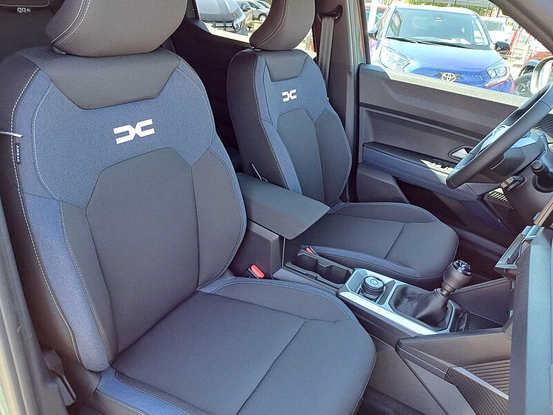 Dacia Duster Journey TCe 130 4x4, Navi, Winter+Technik+. Citypaket