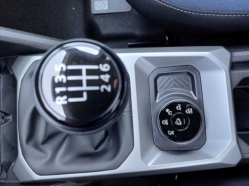 Dacia Duster Journey TCe 130 4x4, Navi, Winter+Technik+. Citypaket