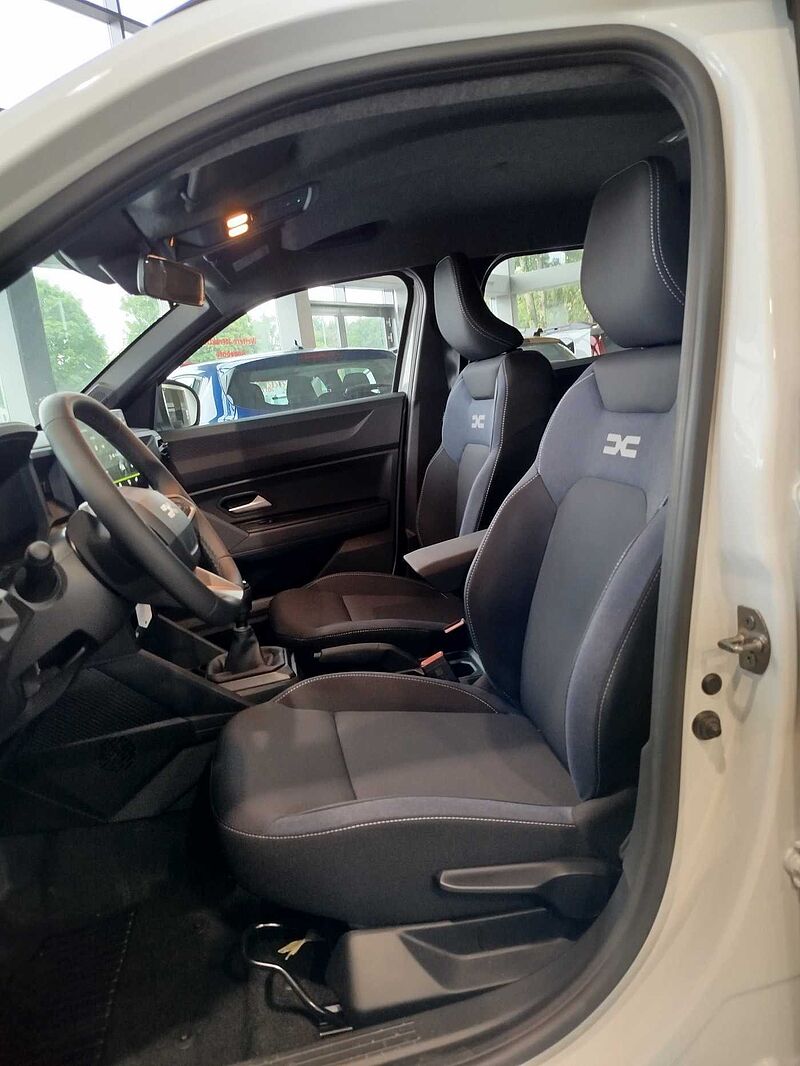 Dacia Duster TCe 130 4x4 Expression *WINTERPAKET*