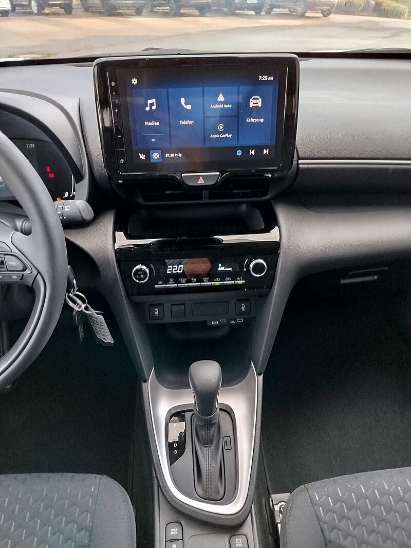 Toyota Yaris Cross Hybrid Active SHZ/LHZ/KAMERA/SOFORT!