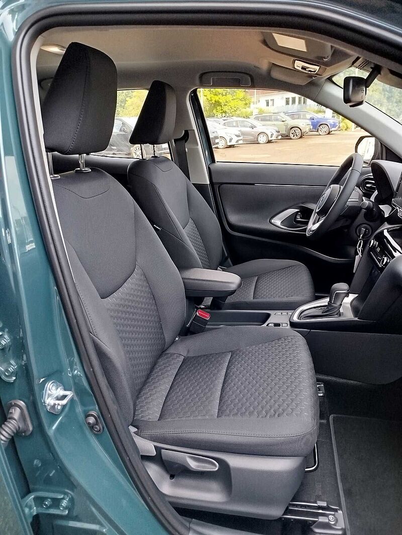 Toyota Yaris Cross Hybrid Active SHZ/LHZ/KAMERA/SOFORT!