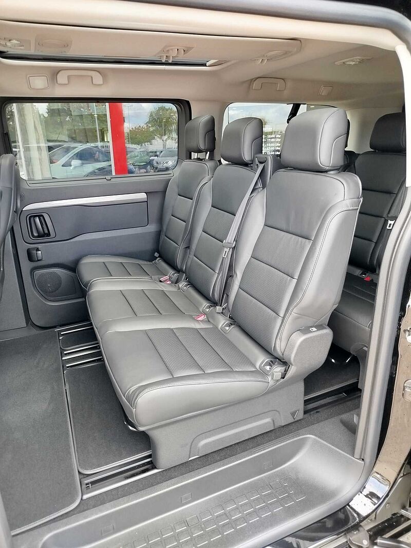 Toyota Proace Verso L2 8 Sitzer Automatik Exclusive/STANDHEIZUNG