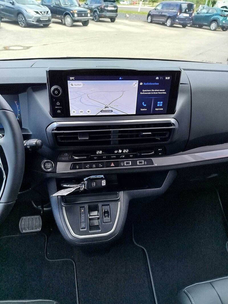 Toyota Proace Verso L2 8 Sitzer Automatik Exclusive/STANDHEIZUNG
