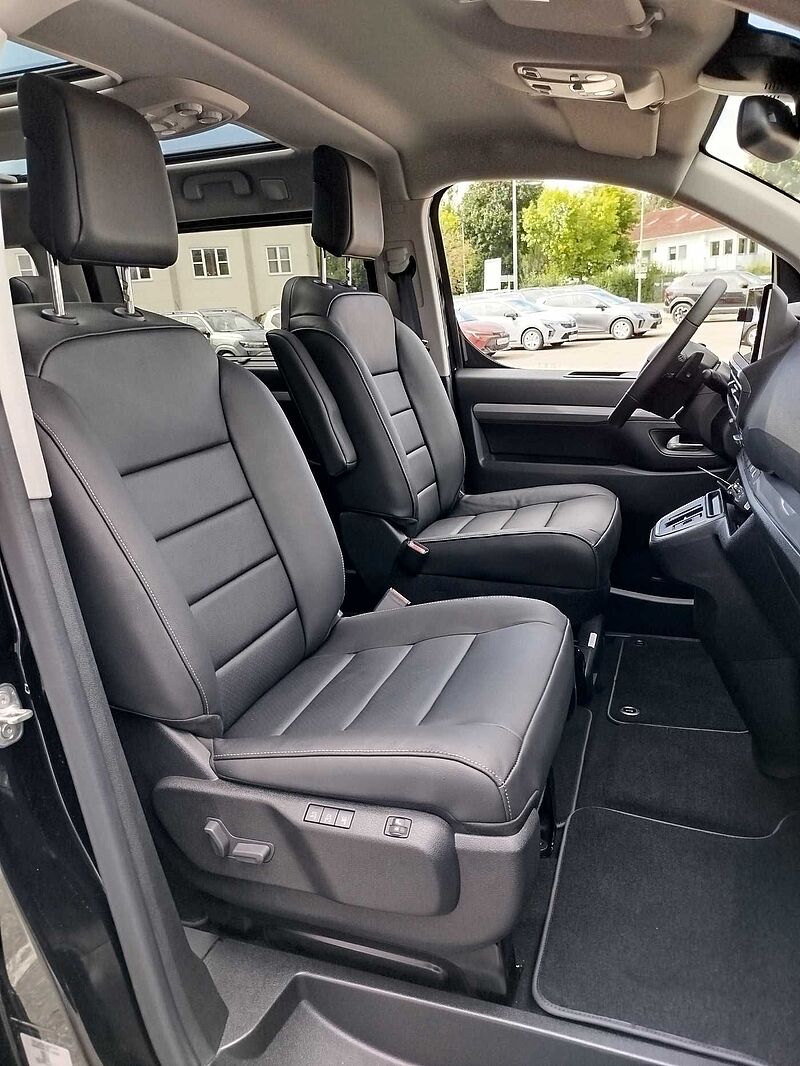 Toyota Proace Verso L2 8 Sitzer Automatik Exclusive/STANDHEIZUNG