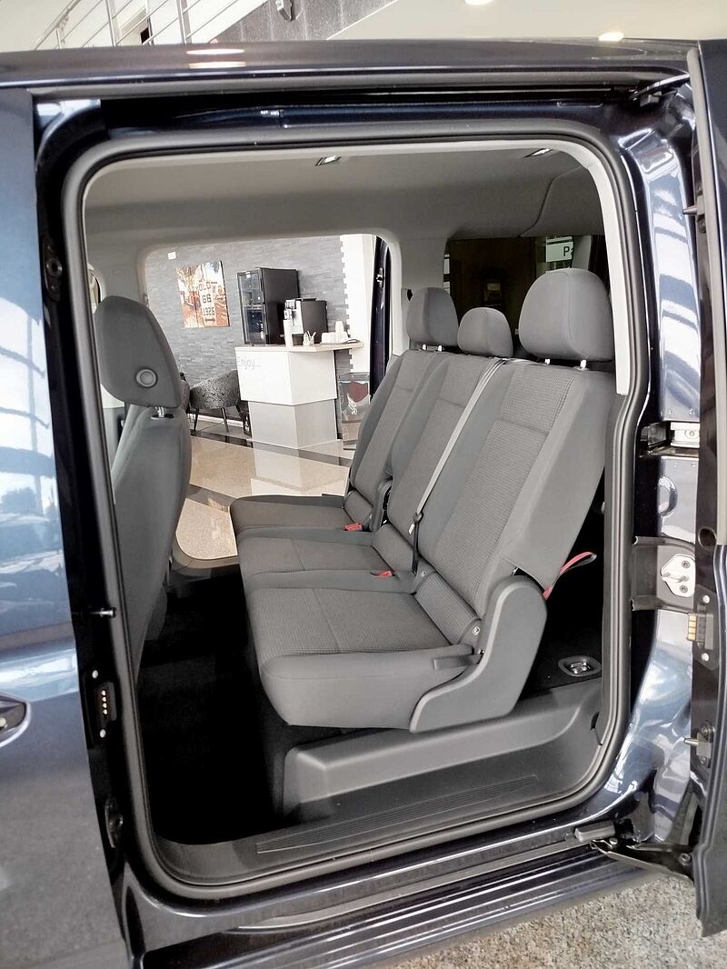 Volkswagen Caddy Maxi Family 1.5 TSI DSG AHK/7SITZE/KAM/LED