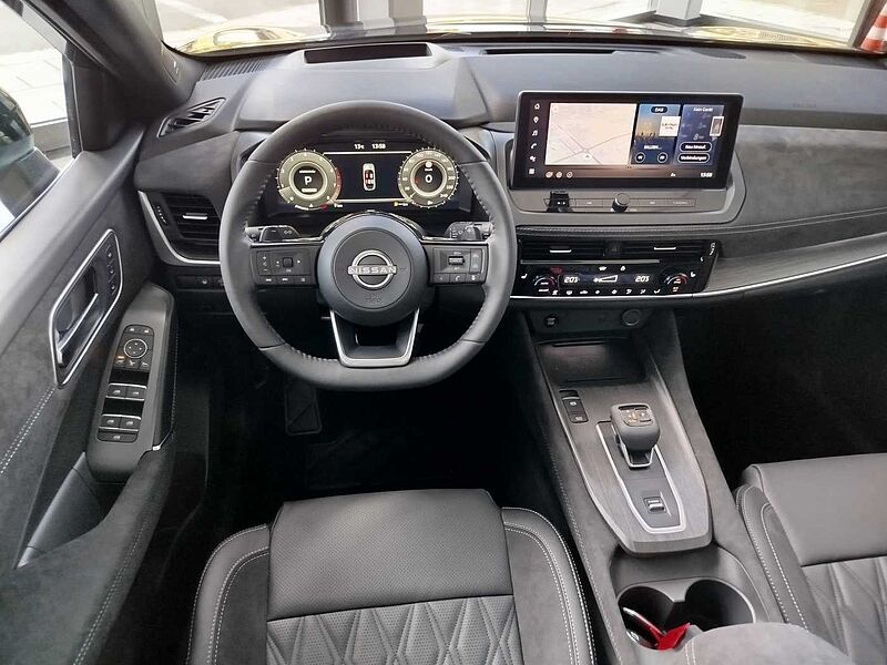 Nissan Qashqai 1.3 DIG-T MHEV TEKNA+ *PANO/BOSE/20ZOLL*