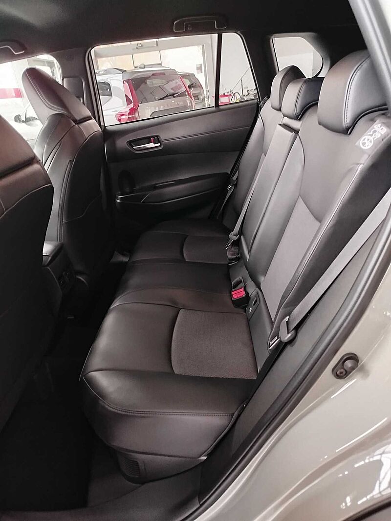 Toyota Corolla Cross 2.0 Hybrid Elegant FACELIFT/SOFORT!