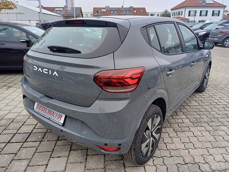 Dacia Sandero Expression TCe 90/Navi/Kamera/PDC vo. + hi.