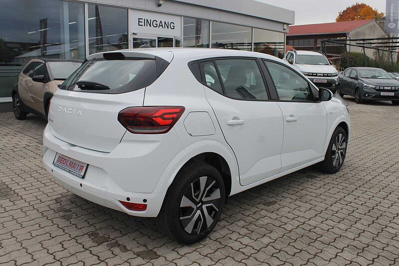 Dacia Sandero Expression TCe 90/Navi/Kamera/PDC vo. + hi.