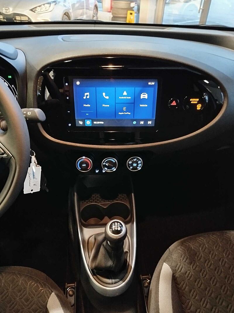 Toyota Aygo X Teamplayer KAMERA/SHZ/CARPLAY