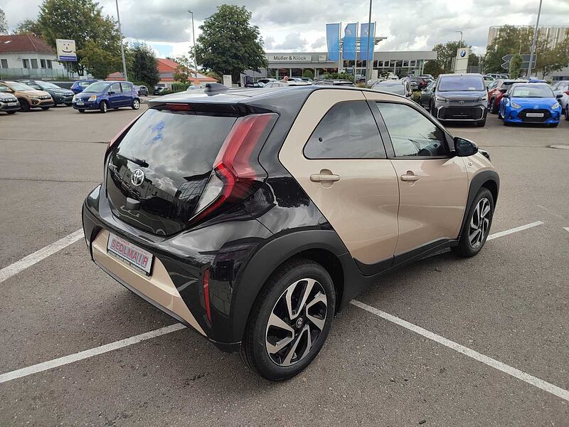 Toyota Aygo X Teamplayer KAMERA/SHZ/CARPLAY