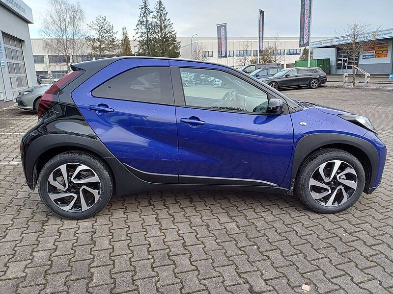 Toyota Aygo X Teamplayer *KAMERA/SHZ/CARPLAY*