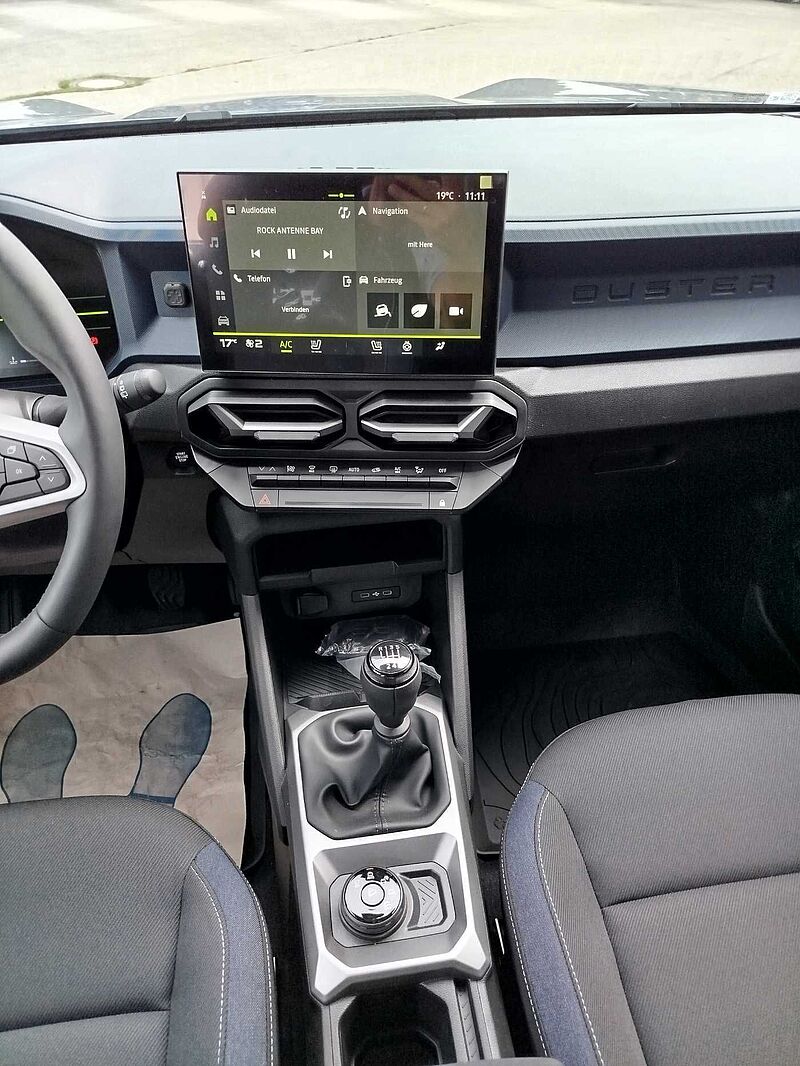 Dacia Duster Journey TCe 130 Mild-Hybrid 4x4, AHK, Winter+City+Technik+Navi