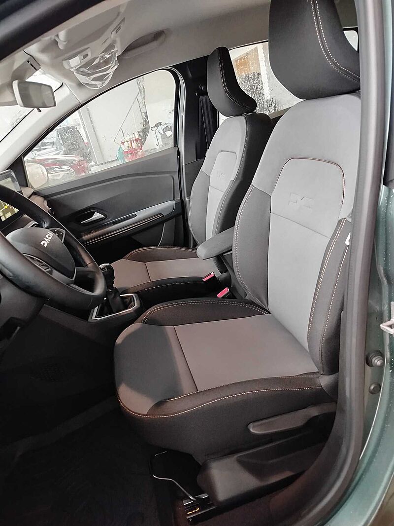 Dacia Sandero Stepway Extreme TCe 110 SHZ/PDC V+H/KAMERA