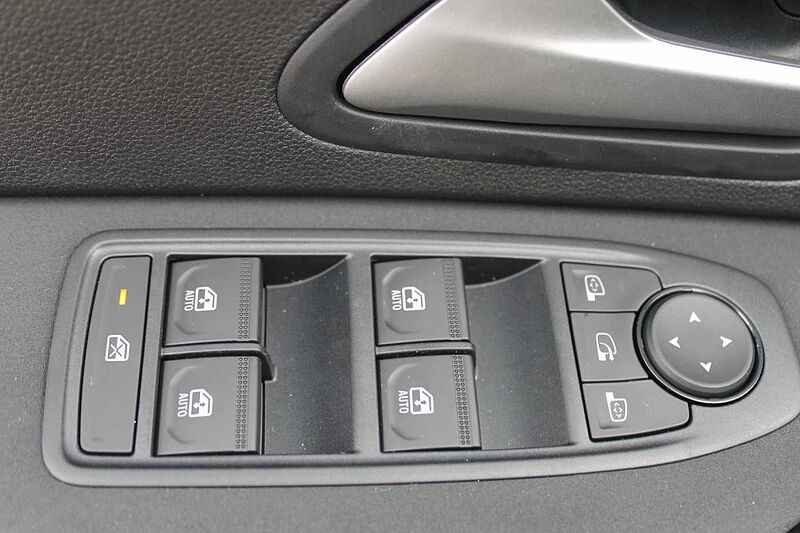 Dacia Duster TCe 130 Extreme/Winter/City/Technik-Paket