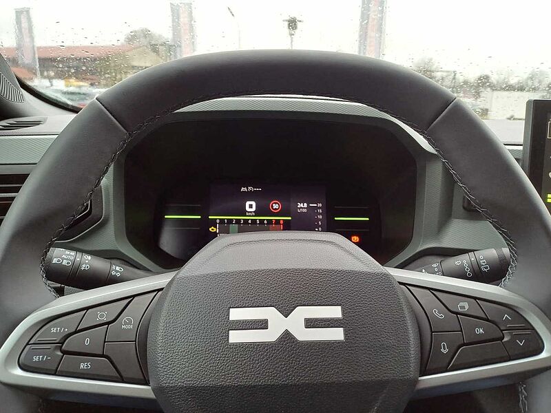 Dacia Duster Extreme TCe 130 AHK, WINTERPAKET+CITYPAKET+TECHNIKPAKET