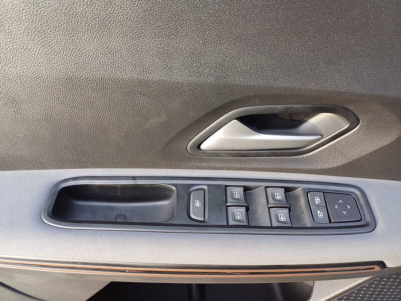 Dacia Jogger Extreme TCe110/5-Sitzer/Klimaautom. /Sitzheizung/Kamera