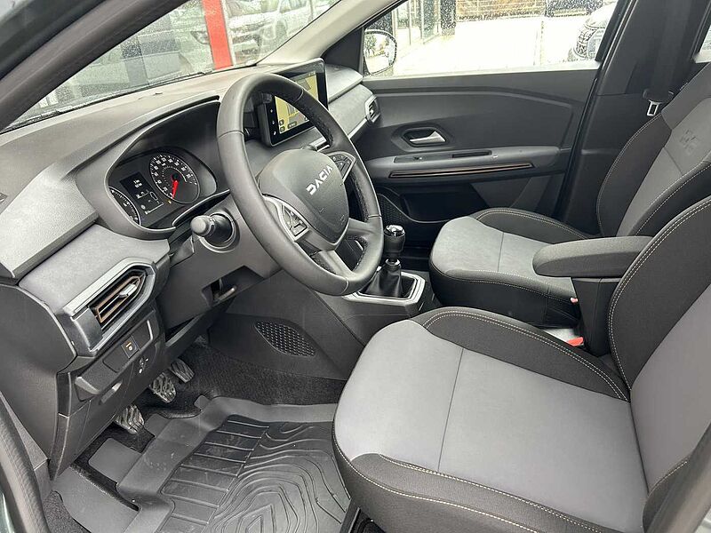 Dacia Jogger TCe 100 ECO-G Extreme+ 7-Si. *PDC/NAVI/KAMERA*