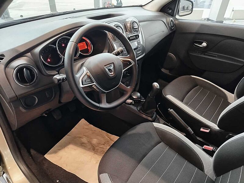 Dacia Sandero Stepway 1.0 Ambiance WENIG KM/8-FACH BEREIFT