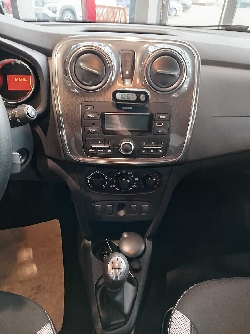 Dacia Sandero Stepway 1.0 Ambiance WENIG KM/8-FACH BEREIFT