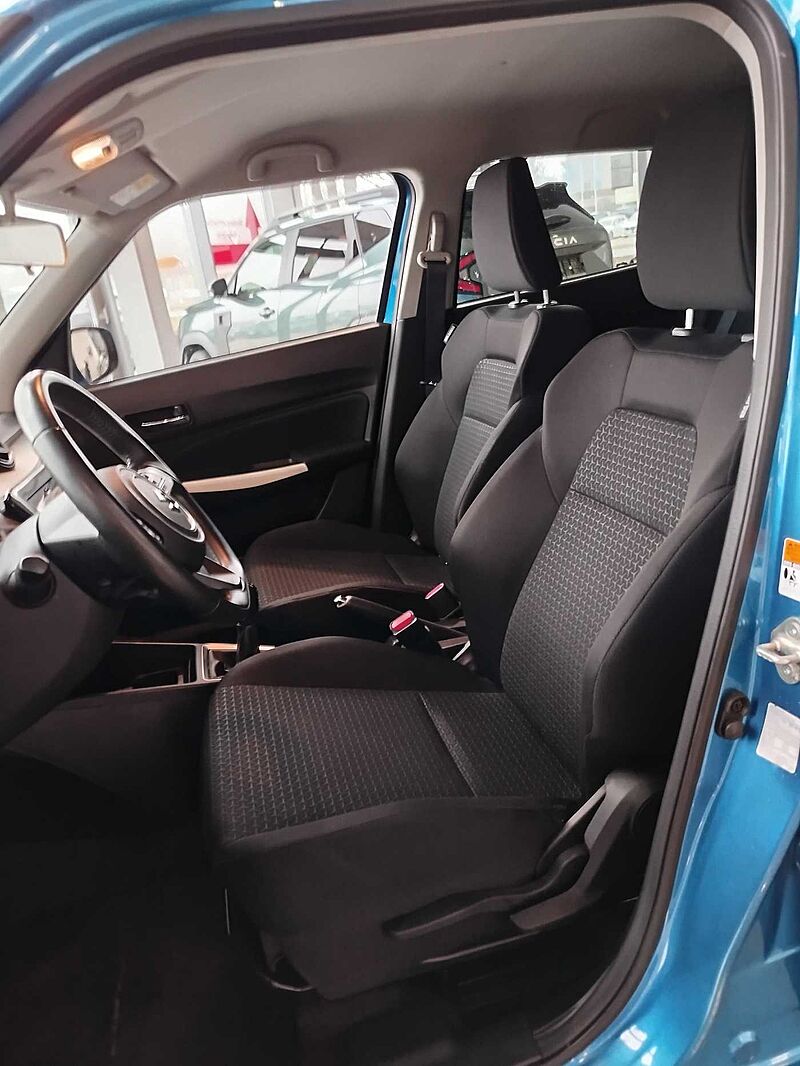 Suzuki Swift 1.2 Dualjet Hybrid Allgrip Comfort DAB/KAMERA
